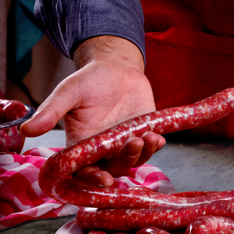 What Is the Easiest Sausage Casing to Use: Collagen or Natural?